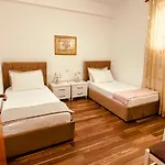 Laurent's Апартаменты