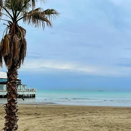 公寓 Laurent's Durrës